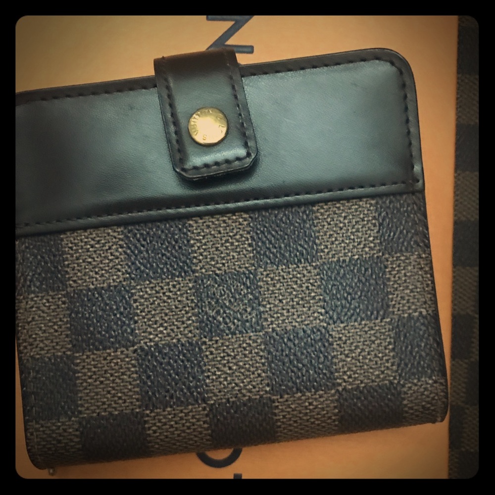 Lv small wallet